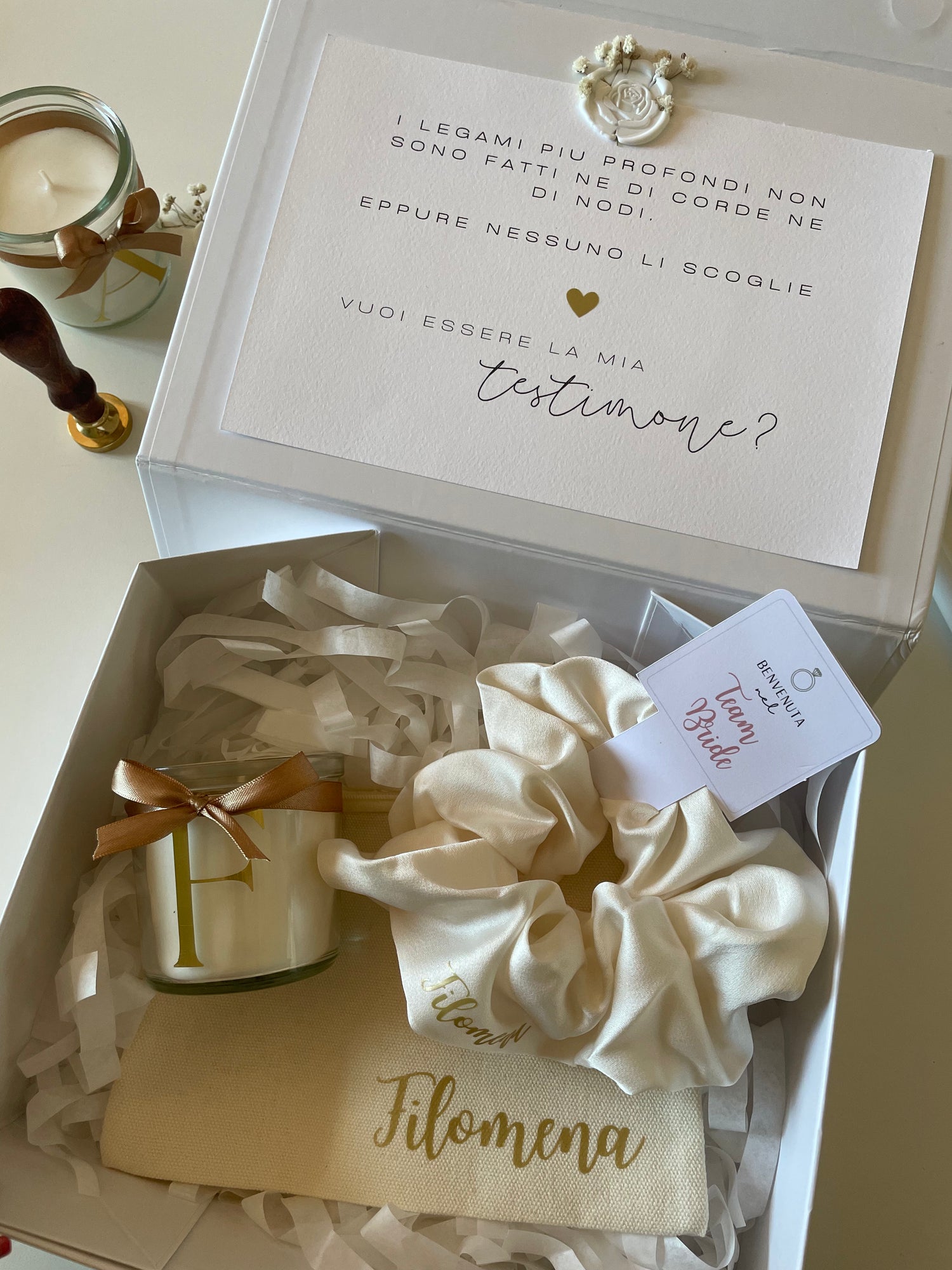 CANDELA IN VETRO CON MONOGRAMMA